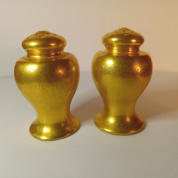 VINTAGE SET Of 22 kt. Encrusted Gold Picard Porcelain shakers 3" - Picture 12 of 12